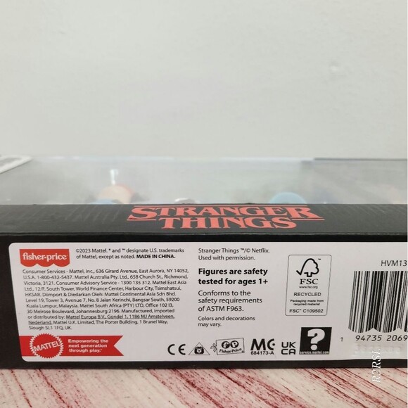 FP Little People Collector: Stranger Things Max's Song Collector Set NIB - Picture 9 of 9